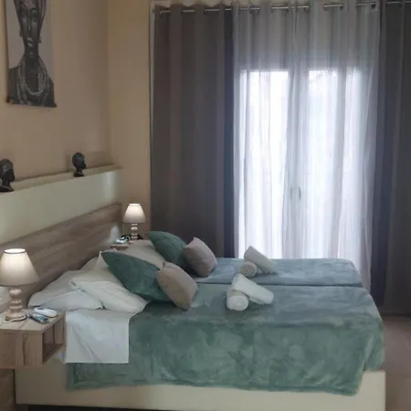 Mamas Reas Apartament *